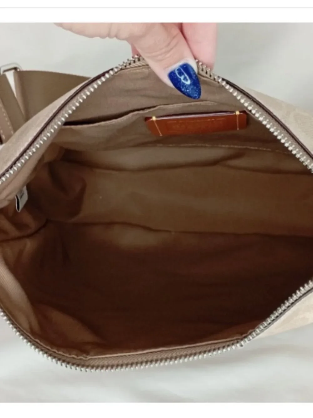 Coach Ellie File Bag In Signature Canvas w/ Stripe Taupe CZ183 Used *BAG ONLY*